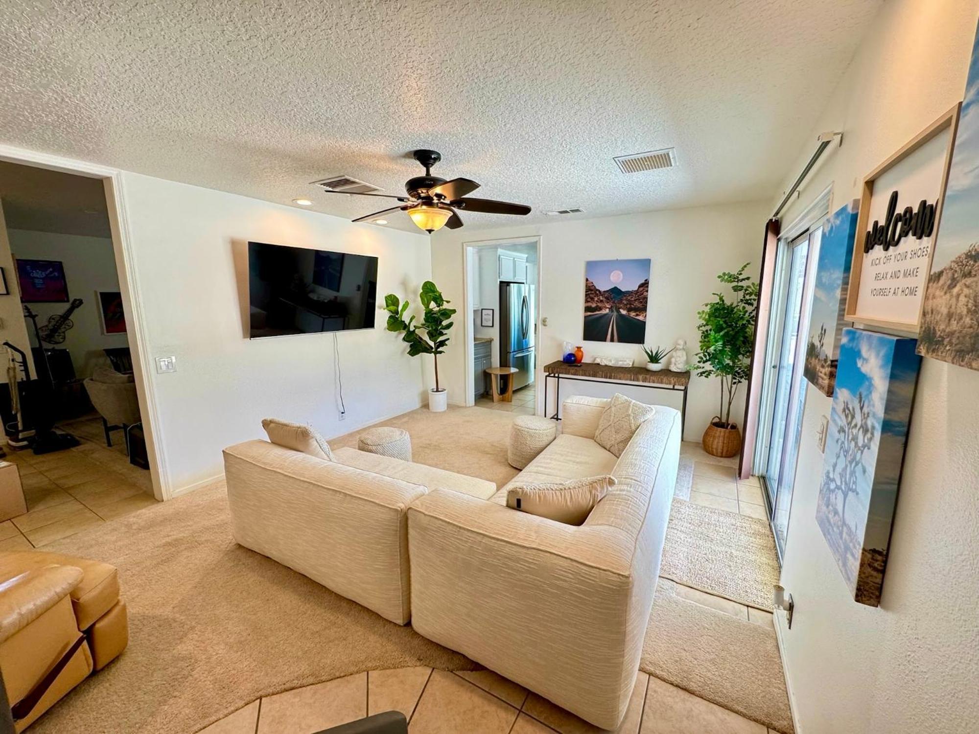 Epic Views, Huge House, Acres Of J-Trees To Explore, Hot Tub, Pool, Ac, And Mini-Golf Joshua Tree Bagian luar foto