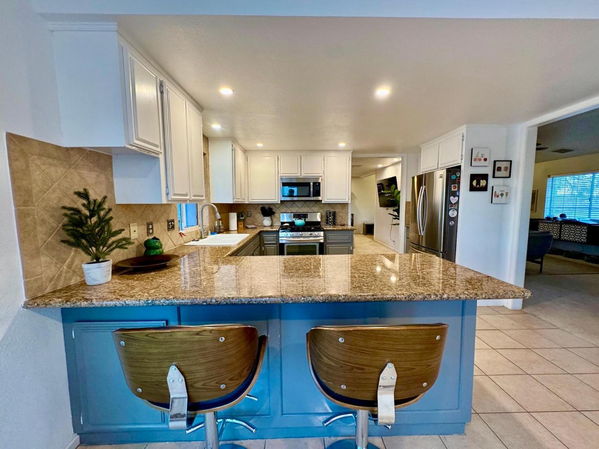 Epic Views, Huge House, Acres Of J-Trees To Explore, Hot Tub, Pool, Ac, And Mini-Golf Joshua Tree Bagian luar foto